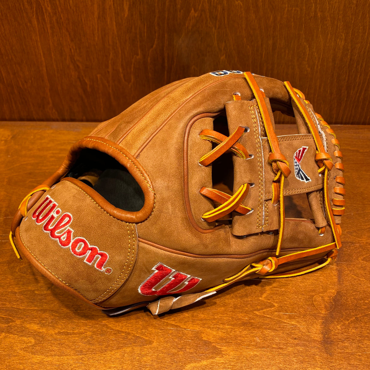 Wilson A2000 VOLITION AMERICA 1975 11.75” BASEBALL GLOVE