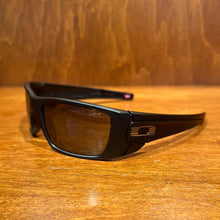 Load image into Gallery viewer, Oakley Fuel Cell USA Black 009096-82
