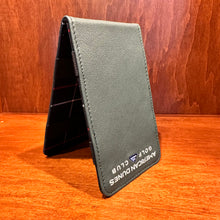 Load image into Gallery viewer, Winston Collection Yardage Book &amp; Scorecard Holder &quot;FREEDOM TEE&quot;
