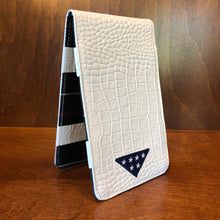 Load image into Gallery viewer, Winston Collection Gator Yardage Book &amp; Scorecard Holder
